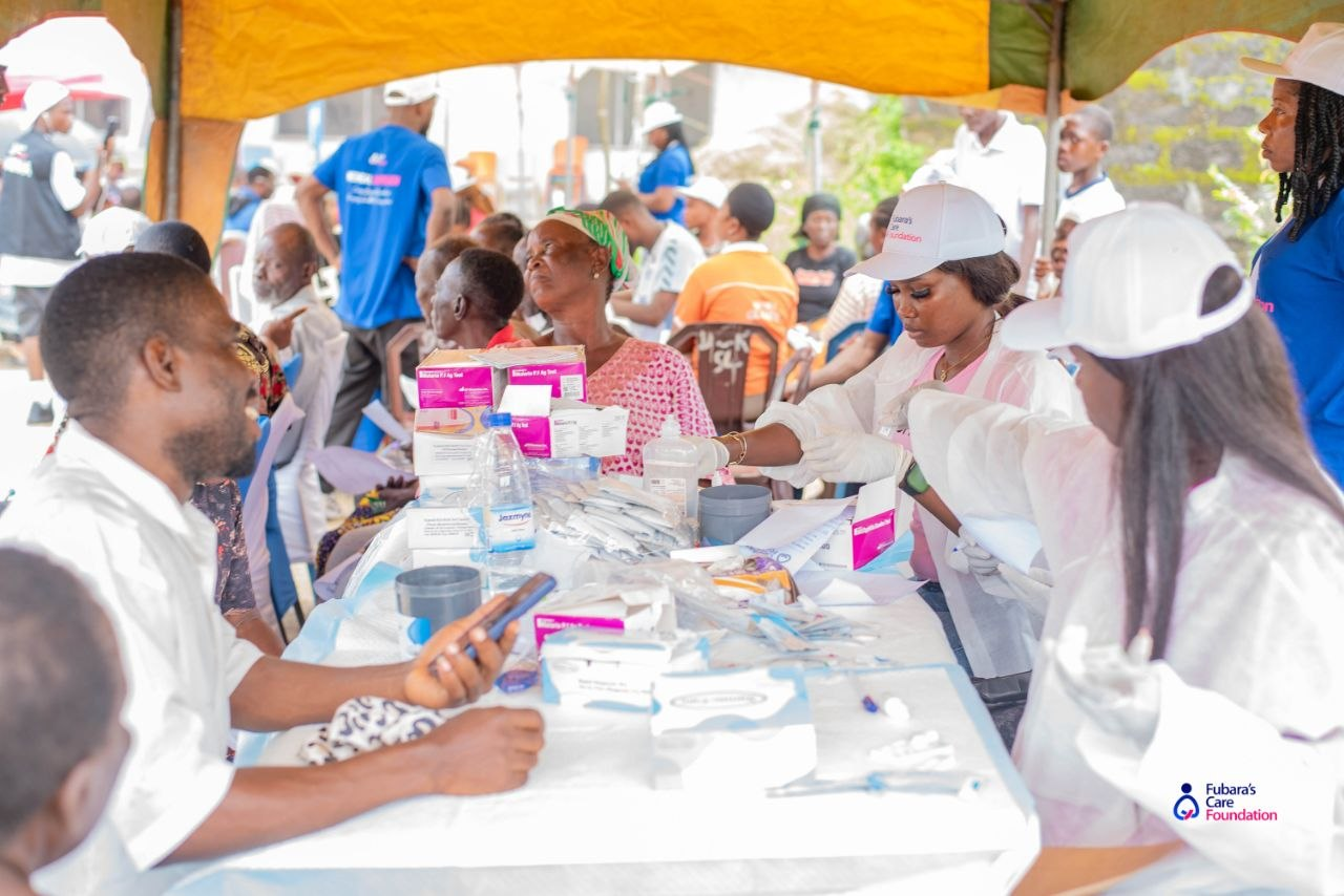 Laboratory and TB screening tests being carried out by volunteer scientists at the Bakana Free Medical Outreach